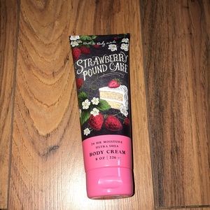 Strawberry pound cake lotion